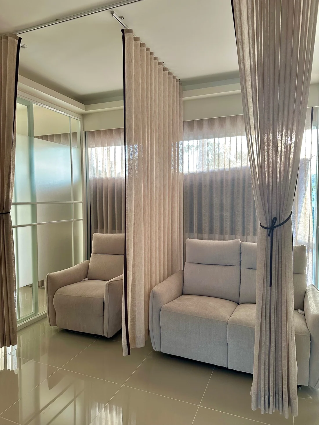Private treatment chairs